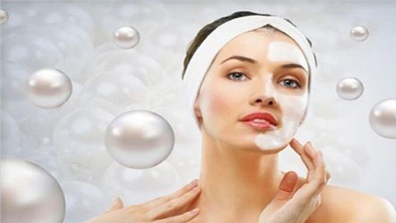 The cream mask